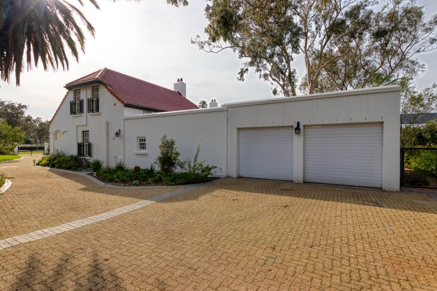 4 Bedroom Property for Sale in Paardevlei Western Cape